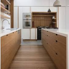 En cocinas almería somos un equipo de carpinteros profesionales, con cualificación y experiencia, que las cocinas son estancias del hogar donde se suele pasar mucho tiempo; 30 Mejores Imagenes De Tarima En Cocinas Cocinas Suelos Suelos Cocina