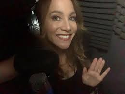 Laurie Burke's Instagram, Twitter & Facebook