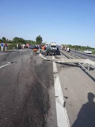 Канала c o s m i n. Update Accident Rutier Grav Pe Autostrada PiteÈ™ti BucureÈ™ti O MotocicletÄƒ È™i Un Autoturism Implicate Traficul Este Blocat Pe Ambele Sensuri Galerie Foto