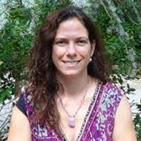 Amy Watlington's Instagram, Twitter & Facebook