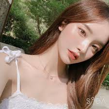 See what people are saying and join the conversation. We Are Kim Nahee Fanpage On Instagram Nahee Update Instagram Cr Knhs2 Love Me Happy Beautiful Cute Korean Girl Pretty Korean Girls Ulzzang Girl