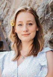 Kendra Jolly's Instagram, Twitter & Facebook