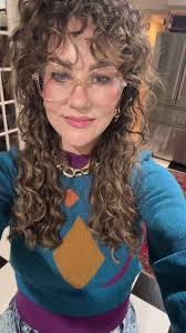 Leigh Downing's Instagram, Twitter & Facebook