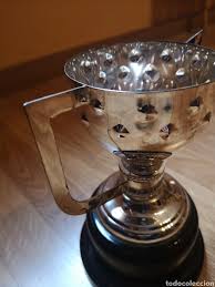 Copa de la liga de inglaterra; Replica Del Trofeo O Copa De La Liga Sold Through Direct Sale 133564357