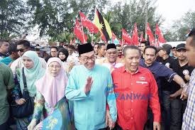 Port dickson tourism port dickson accommodation port dickson bed and breakfast. Anwar Ibrahim On Twitter Anwar Ibrahim Di Perarakan Untuk Penamaan Calon Parlimen Pilihanraya Kecil P132 Port Dickson Harapanpdharapanmalaysia Https T Co Ckpwgbikng