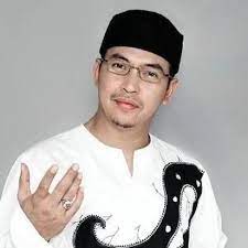 Ustad Jefri Al Buchori Uje Lirik Lagu Lagu Cinta Lagu