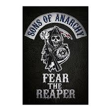 This clipart image is transparent you can download (926x926) sons of anarchy logo png clip art for free. Sons Of Anarchy Poster Fear The Reaper Logo Poster Grossformat Jetzt Im Shop Bestellen Close Up Gmbh