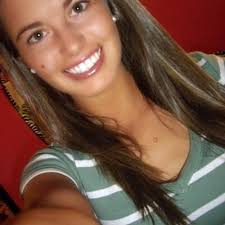 Hollie Bates (@HollieBates)