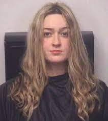 Gloria Durden's Instagram, Twitter & Facebook