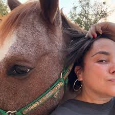 Esmeralda Palacios (@unbesobye) • Instagram photos and videos