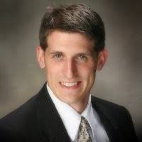 100+ profilů „Perfili“