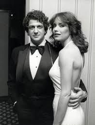 This is my official twitter page! 0tlihc3v8jgmgm