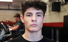 Central's Andrew and Ryan Gonzales will continue wrestling careers at  junior-college level