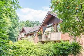 There is a private bathroom with a shower. Wilstorf Baugenossenschaft Suderelbe