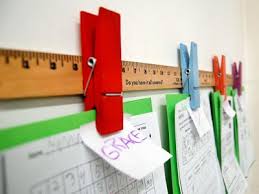 Merci Qui Merci Montessori Ma Maison Montessori La Chambre D Enfant Pince A Linge Idees Pour L Ecole Organisation