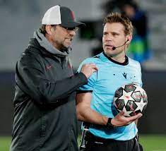 Felix brych (born 3 august 1975) is a german football referee. Jurgen Klopp Blasts Ref As Liverpool Boss Accuses Felix Brych Of Making Personal Decisions Against Reds Ace Sadio Mane