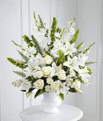 Pin By Roger Kwan On Florist White Flower Arrangements Funeral Flower Arrangements Large Flower Arrangements