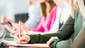 Le bts nrc est un brevet de technicien supérieur en négociations et relations clients. Que Faire Apres Un Bts L Etudiant