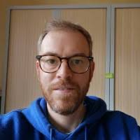 100+ profils pour “Rota”