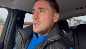 After struggling to find a balance in his chosen profession, stephen bear got his breakthrough in 2011 when he was cast in the reality television series 'shipwrecked: Stephen Bear Rants After Claiming He Has Been Charged By Essex Police Echo