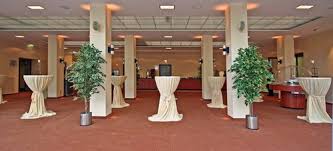 Since 1996, hotelstravel is the original source for dresden hotels and travel to germany since 1996. Holiday Inn Dresden Dresden