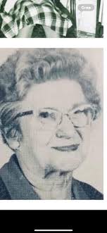Who is Mrs. LeDoux and what is her significance in St. Martinville?