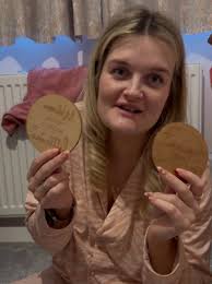 Moiraine's Hat in The Wheel of Time Series