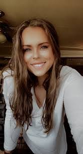 Summer Craddock's Instagram, Twitter & Facebook