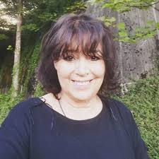 Grün: Kurzgeschichten: Farbspiele : Pfolz, Karin, Betram, Sally, Delaney,  Stella, Dutz, Veronika M, Ems, T.B., Erdic, Christine, Bellinda, Bibi,  Foltin, Sandra Karin, Fröhlich, Leopold, Görlitzer, Sebastian, Bellinda, Bibi,  Gross, Angelika, Grüneweg ...