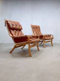 This Is A Set Of 2 Beautifully Streamlined Unique And Special Scandinavian Leather Lounge Armchairs They Were Scandinavian Lounge Chair Leather Lounge Chair