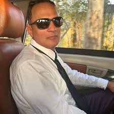 visited your profile (200) times 🫂 👤 sent you (5) messages 📩