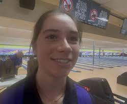 Fayetteville's Heinzelman saves best for last, captures Class 6A girls  individual bowling championship