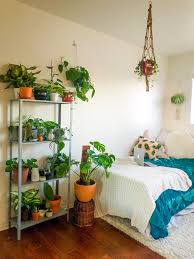 Maybe you would like to learn more about one of these? U Ruzele In 2021 Room Inspiration Bedroom Room Decor Room With Plants