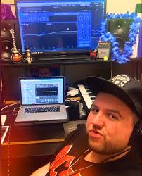 𝓙𝓸𝓻𝓭𝓪𝓷 𝓣𝓪𝔂𝓵𝓸𝓻 𝓜𝓸𝓮𝓭 (@guitarmoed) · Instagram photos and  videos