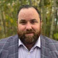 Stephen Greenaway's Instagram, Twitter & Facebook