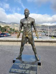 While the bust itself is famous, ronaldo's initial reaction is less well known but. The Colors Of This Bronze Cristiano Ronaldo Statue Is Fading Where People Touch It The Most Interestingasfuck