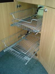 Kleinstkuchen Gut Genutzt Breitenverstellbare Schrankauszuge Gibt S Nur Bei Www Stauraum Shop De Wohnwagen Wohnmobil Innen Wohnwagen Renovieren