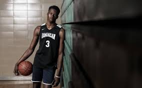 «veo a alex preprarado para la temporada y centrado en mejorar» vídeos el ucam murcia anuncia la renovación de sito alonso con un emotivo vídeo Alex Antetokounmpo Jugara En El Ucam Murcia Basquet Plus