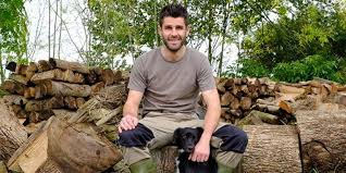 655 416 tykkäystä · 3 783 puhuu tästä. Qui Est Emeric Le Nouveau Chouchou De L Amour Est Dans Le Pre Cosmopolitan Fr