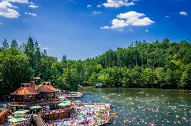 Lacul ursu , sovata подробнее. Sovata Cum Te PoÈi Trata Èi Ce Mai PoÈi Face Cand Vizitezi Perla MureÈului