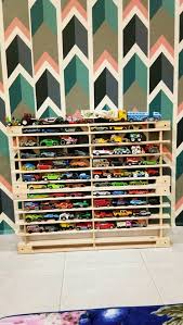 Rak paling atas tu nina akan doublekan. Cara Kreatif Bajet Buat Tempat Letak Kereta Hot Wheels Guna Rak Kasut Maskulin
