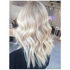 The chemical reaction that takes place when you mix baking soda and hydrogen peroxide can lighten your hair several shades. Pin Auf Hairstyles