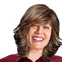 Elizabeth Lark's Instagram, Twitter & Facebook