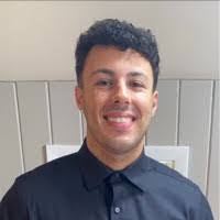 Sharon Genchi's Instagram, Twitter & Facebook