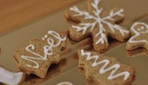 Des Sables De Noel Aux Epices Gingerbread Cookies Cookies Gingerbread