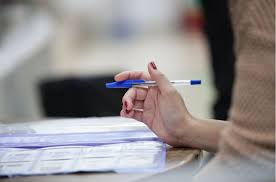 Για την μερική ή ολική αναπαραγωγή της. Panellhnies 2018 Ypologismos Moriwn Kai Ta Episthmonika Pedia