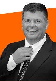 Beverly Cummings's Instagram, Twitter & Facebook