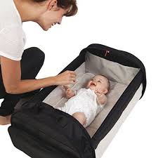 epingle sur lit pop up baby