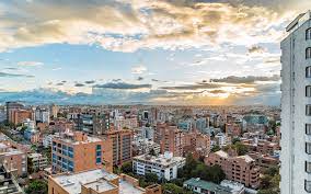 Covid restrictions will be lifted in less than two weeks as authorities try to respond to people's needs. Meine 15 Besten Tipps Sehenswurdigkeiten In Bogota Kolumbien