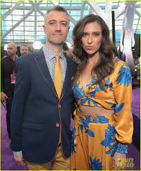 First off, it is very important to note that within the comic. Gilmore Girls Sean Gunn Is Married And Brother James Gunn Officiated Photo 4325333 Natasha Halevi Sean Gunn Wedding Pictures Just Jared